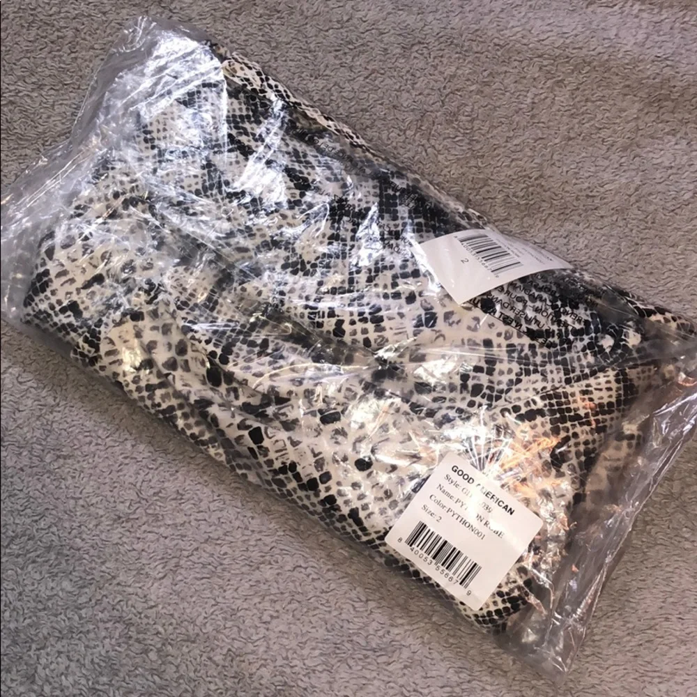 Good American Purely Python Robe • Wrap Dress - Picture 10 of 10